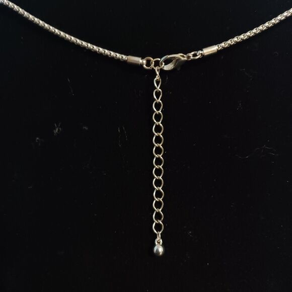 Silver-Toned Textured Necklace & Earrings Set, 18" - Picture 4 of 4